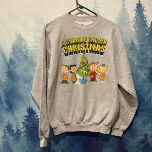 Hanes Comfort‎ Blend Size Medium A Charlie Brown Christmas Sweatshirt